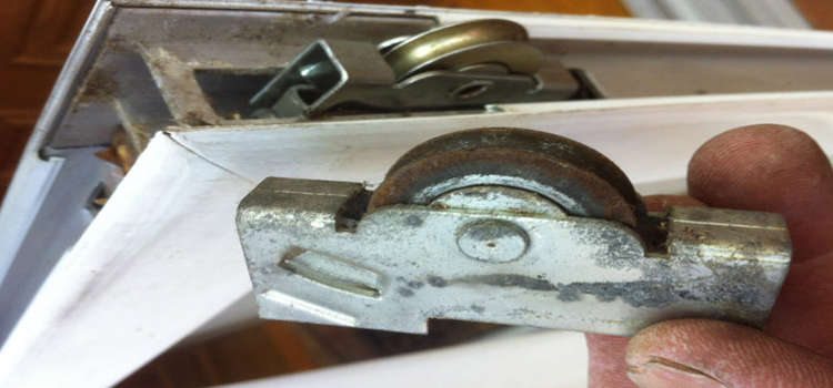 screen door roller repair in Marina